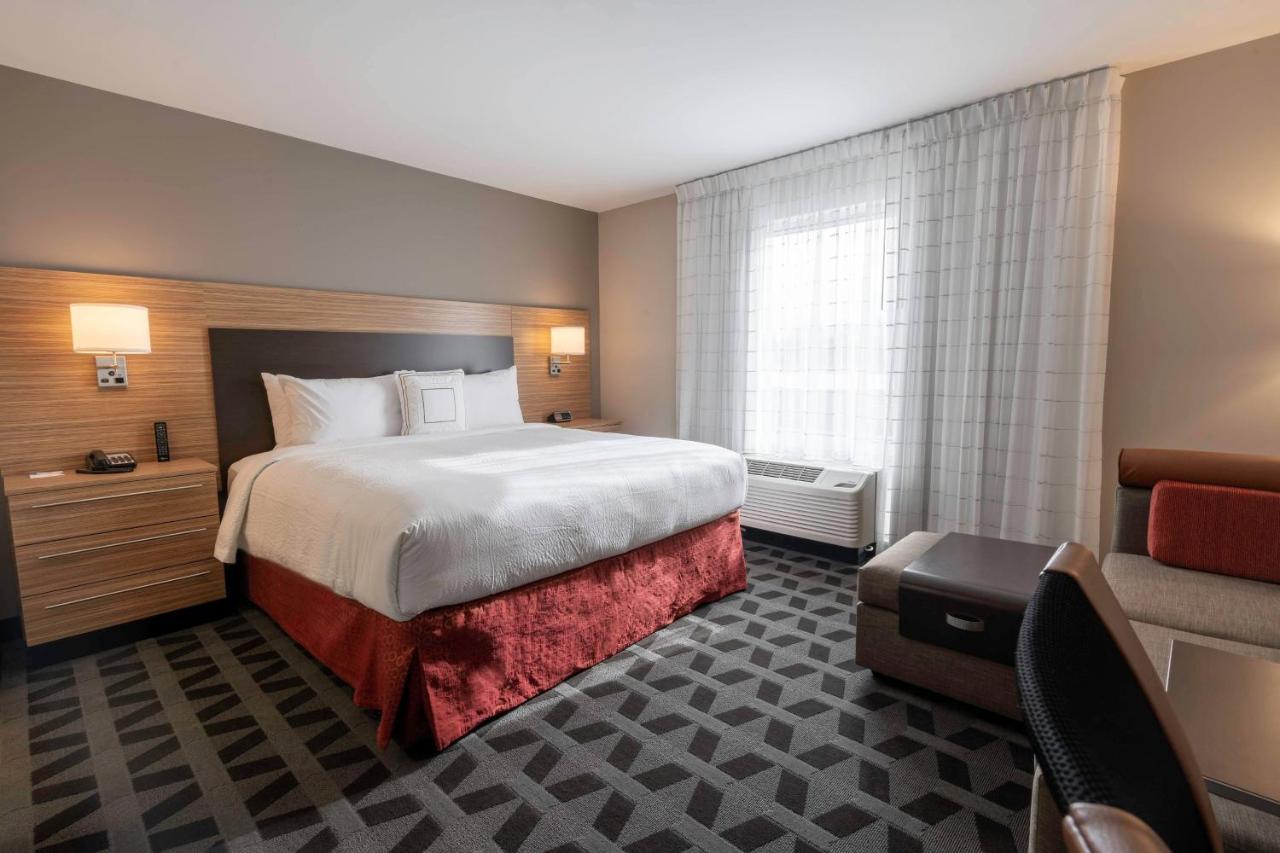 Towneplace Suites By Marriott Clinton Bagian luar foto