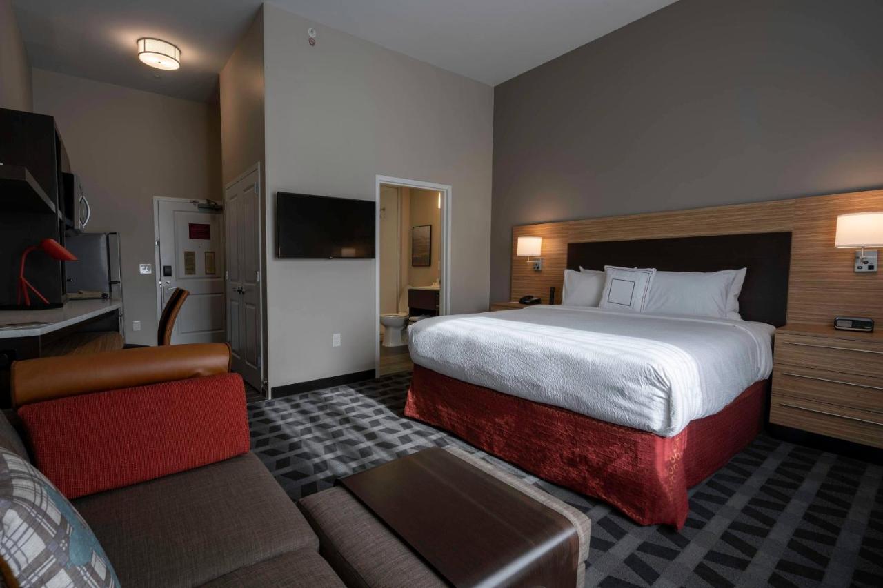 Towneplace Suites By Marriott Clinton Bagian luar foto